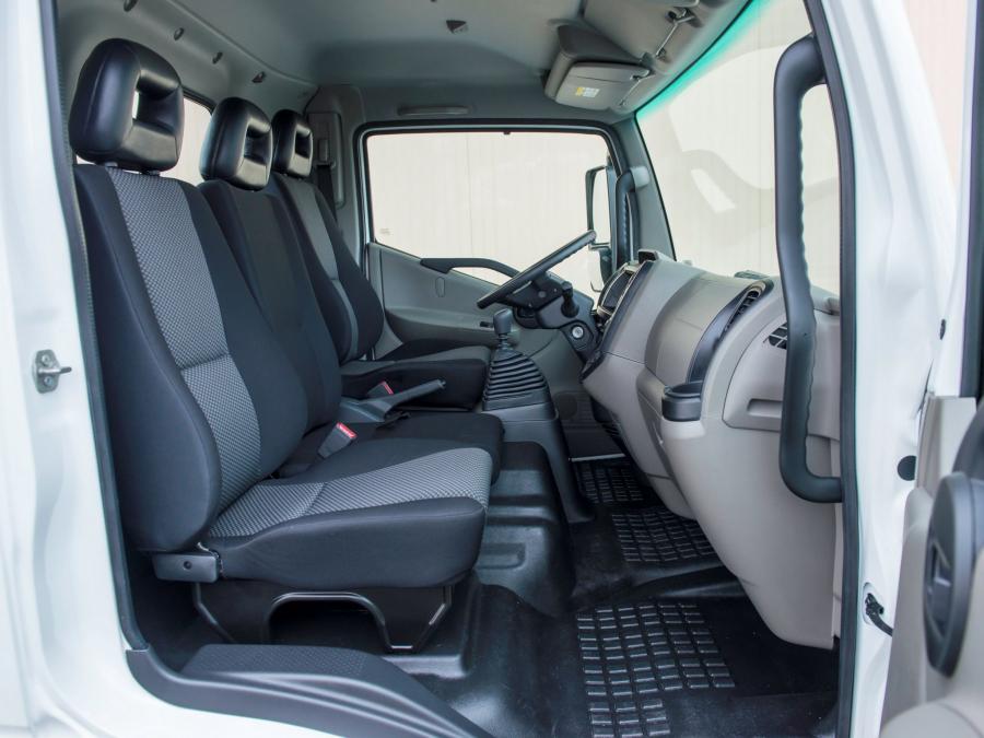  Nissan NT500 2014 года  (фото 11 из 12)